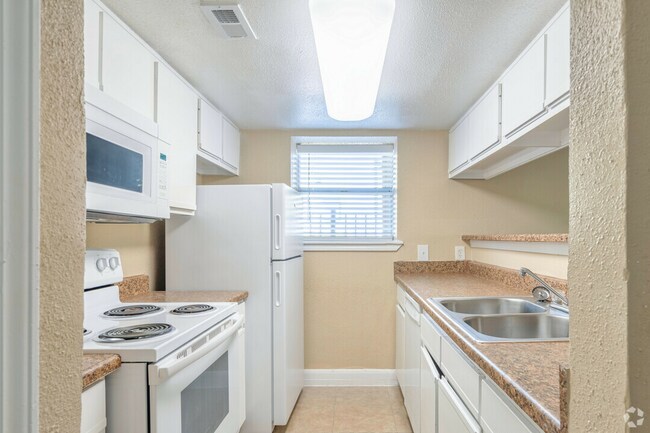 Serena Village Apartments photo 4