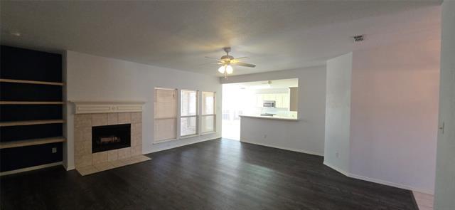 5801 Homestead Ct Arlington, TX 76017 photo 3