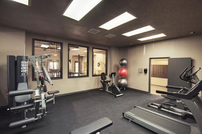 1716 Edmonds Ln Lewisville, TX 75067 photo 5