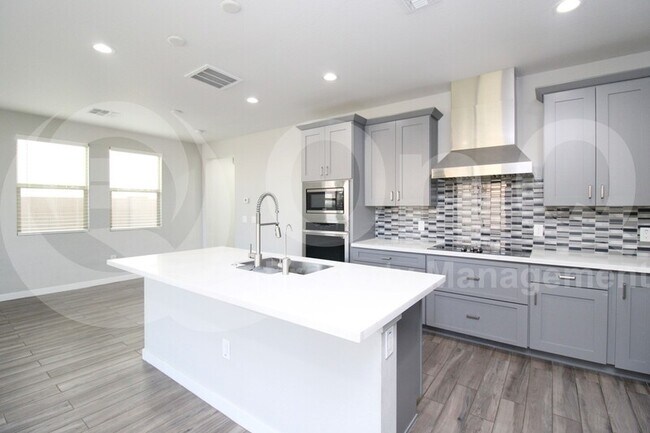 17113 N 61st Dr Glendale, AZ 85308 photo 4