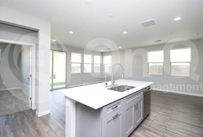 17113 N 61st Dr Glendale, AZ 85308 photo 5