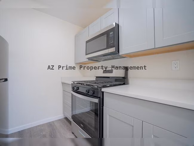 1701 W Tuckey Ln Phoenix, AZ 85015 photo 5