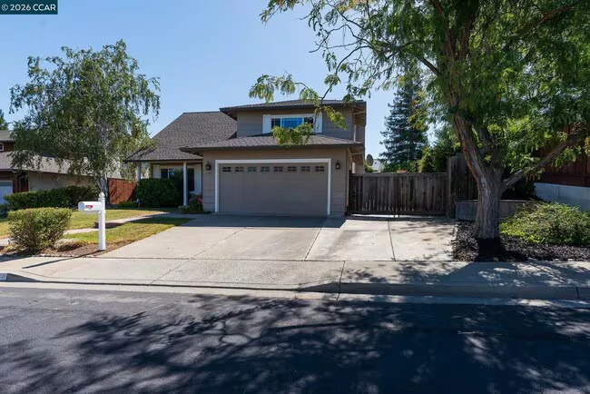 1359 Shade Oak Ln Concord, CA 94521 photo 2