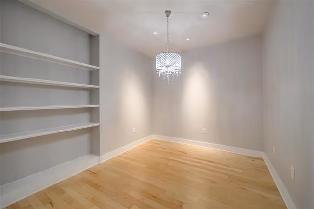 4414 Cedar Springs Rd Dallas, TX 75219 photo 3