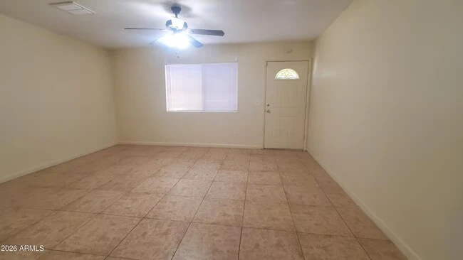 4776 W Vía Cynthia Glendale, AZ 85301 photo 5
