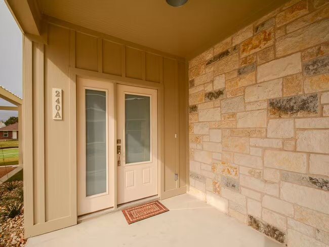 240 Rose Drive, Dripping Springs, TX 78620 photo 3