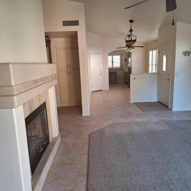 4333 E Hartford Ave Phoenix, AZ 85032 photo 3