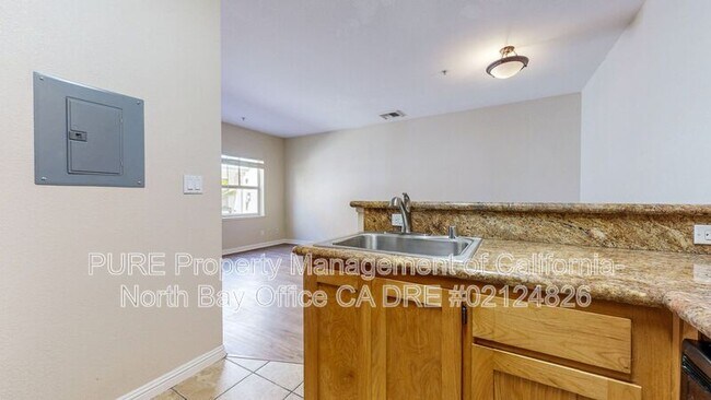 110 5th St Santa Rosa, CA 95401 photo 5