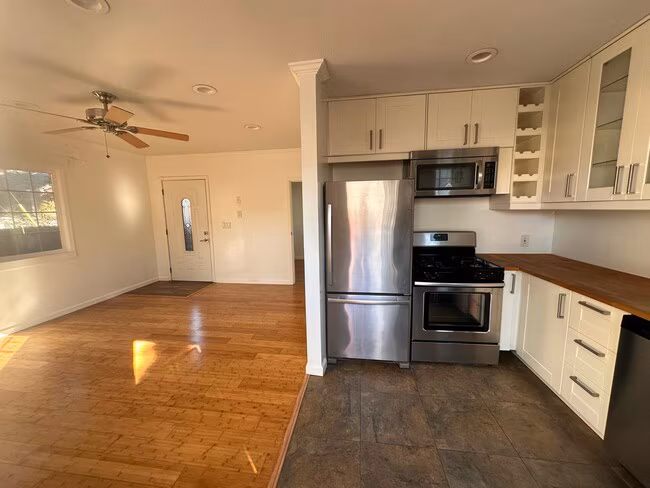 2629 Meade Avenue, San Diego, CA 92116 photo 2
