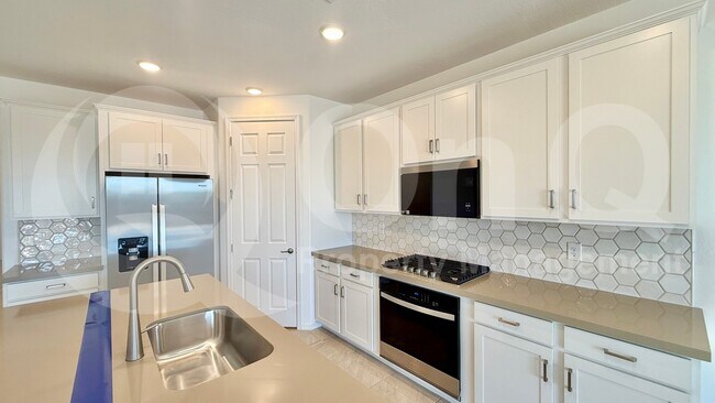 23017 E Diana Way Queen Creek, AZ 85142 photo 3