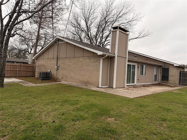 2011 Lavon Creek Lane, Arlington, TX 76006 photo 3