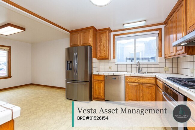 351 Winding Way San Francisco, CA 94112 photo 2