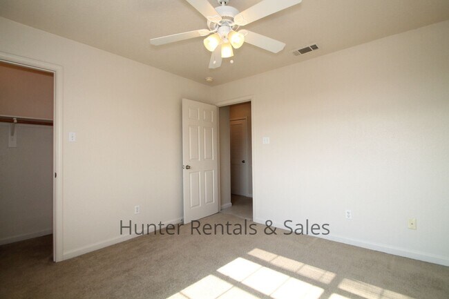 1604 Aztec Trce Harker Heights, TX 76548 photo 2