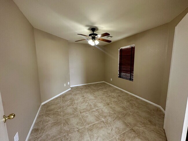 41841 W Sunland Dr Maricopa, AZ 85138 photo 5