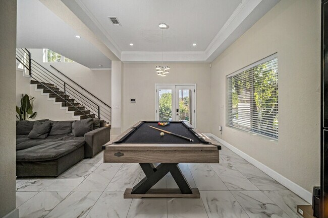 219 Utah St San Antonio, TX 78210 photo 2