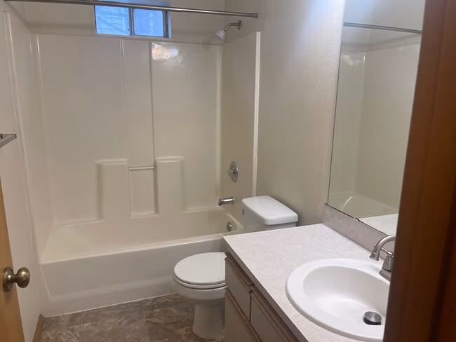 8820 Stone Ave N Seattle, WA 98103 photo 4