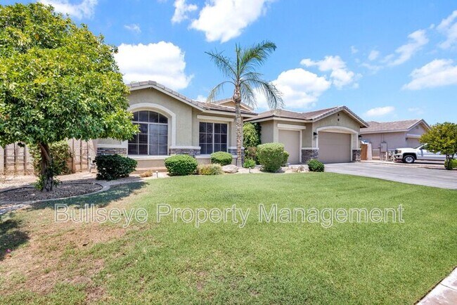 1550 N Robin Ln Mesa, AZ 85213 photo 2