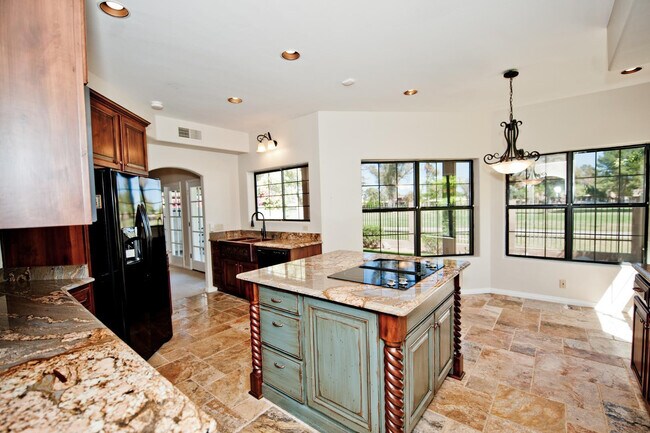 2322 S Rogers Cir Mesa, AZ 85202 photo 5