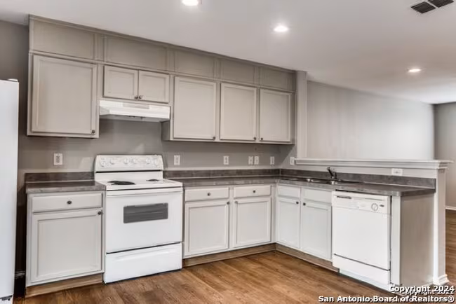 3743 Amber Leaf San Antonio, TX 78245 photo 5
