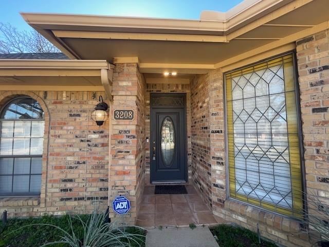 3208 Flintridge Drive, Arlington, TX 76017 photo 2