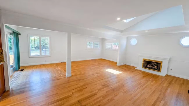 6923 Lassen St Pleasanton, CA 94588 photo 4