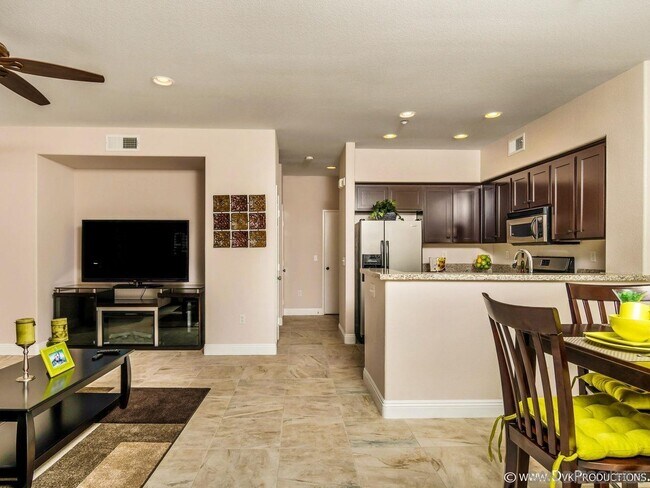 2145 Caminito Elda Chula Vista, CA 91915 photo 3
