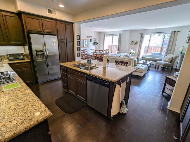 2222 Capistrano Way Chula Vista, CA 91915 photo 2