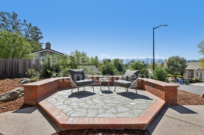 44 Lariat Ct Walnut Creek, CA 94596 photo 5