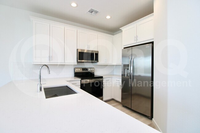 4730 South Ferric, Mesa, AZ 85212 photo 3