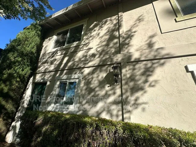 48 Lark Center Dr Santa Rosa, CA 95403 photo 2