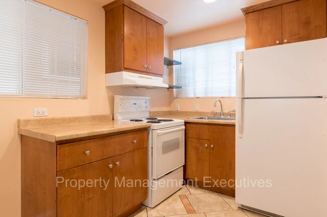4335 1/2 Louisiana St San Diego, CA 92104 photo 3