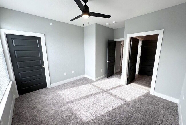 5005 E Parmer Ln Manor, TX 78653 photo 4