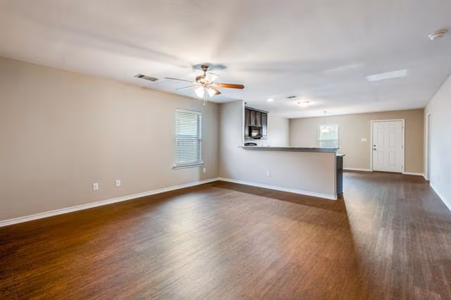 1824 Village Park Trail, Burleson, TX 76028 photo 4