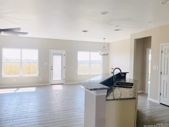 13508 Cranbrook San Antonio, TX 78233 photo 4