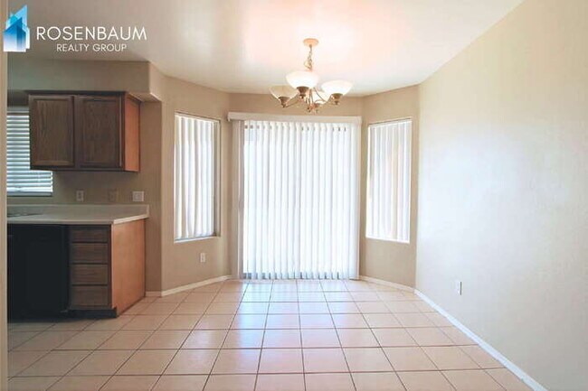 15547 S Moon Valley Rd Arizona City, AZ 85123 photo 3