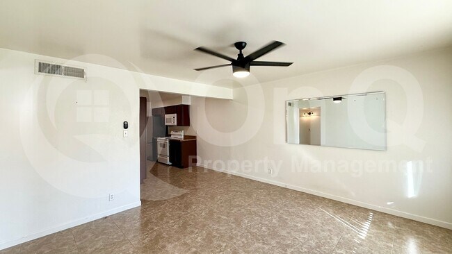 918 Hayden Road, Scottsdale, AZ 85257 photo 3
