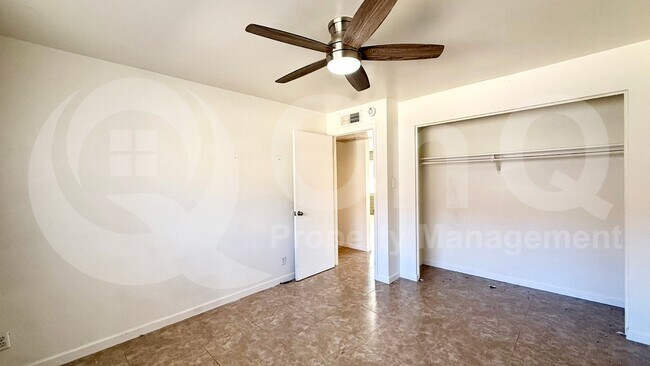 918 Hayden Road, Scottsdale, AZ 85257 photo 4