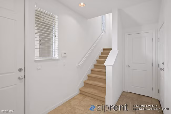 1109 Rock Avenue, San Jose, CA 95131 photo 3