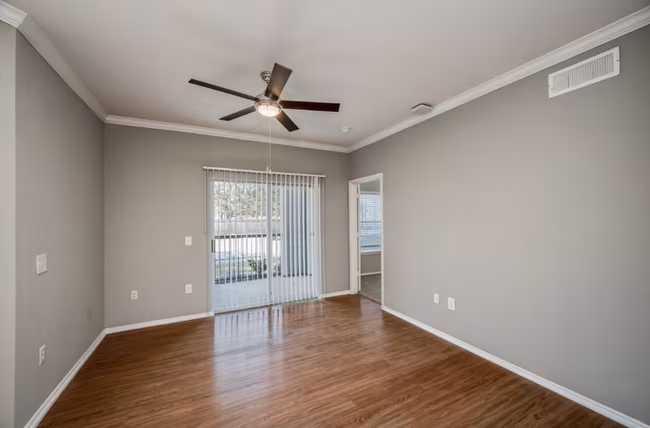 113 W Main St League City, TX 77573 photo 5