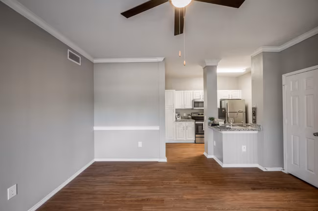 113 W Main St League City, TX 77573 photo 4