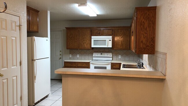 5012 Heather Ln Killeen, TX 76549 photo 3