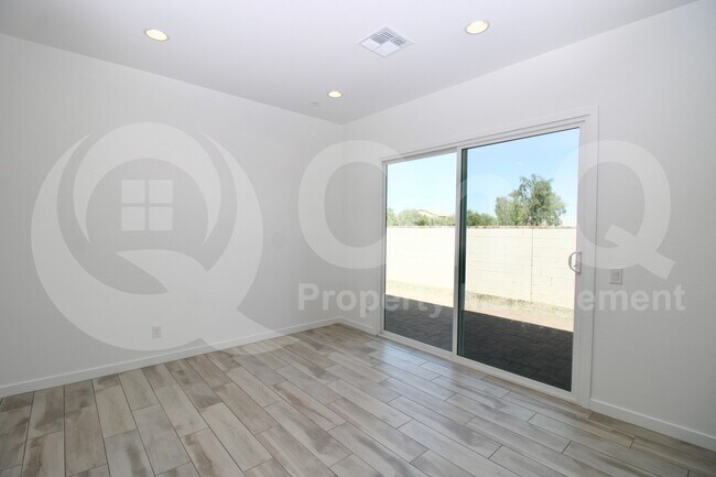 3871 E Rainbow Dr Chandler, AZ 85249 photo 5