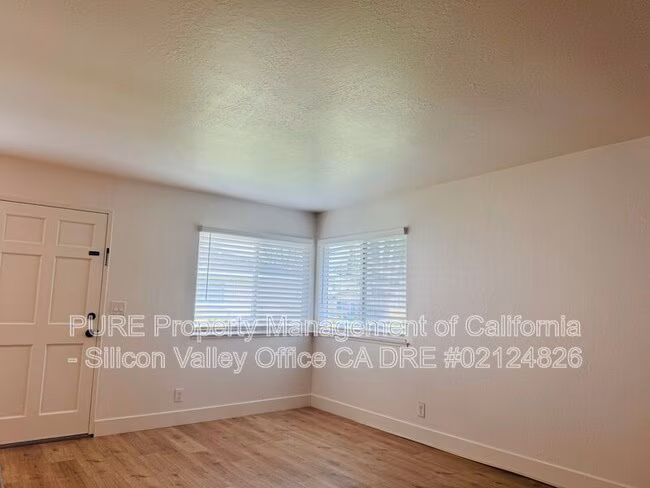2333 Saidel Dr San Jose, CA 95124 photo 2