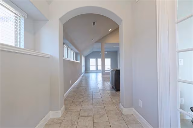 531 Harvest Grove Drive, Waxahachie, TX 75165 photo 3