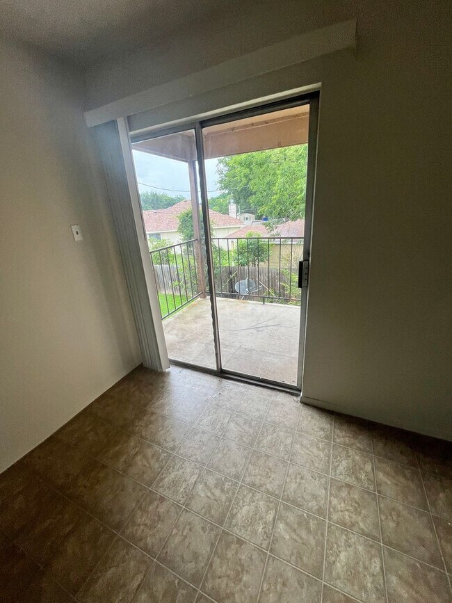 1704 Cedarhill Dr Killeen, TX 76543 photo 5