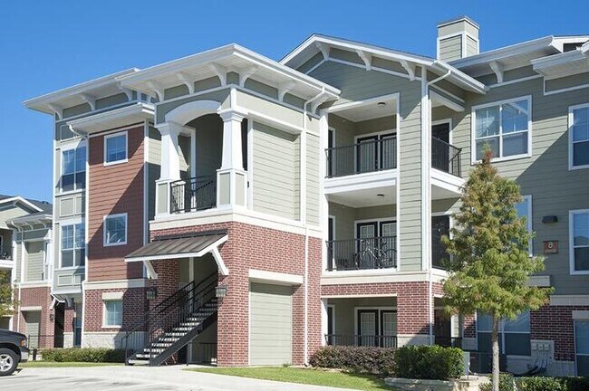 3010 W Loop 1604 N San Antonio, TX 78251 photo 2