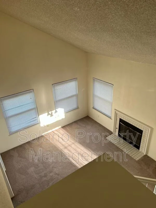 334 Bolton Way Vallejo, CA 94591 photo 4