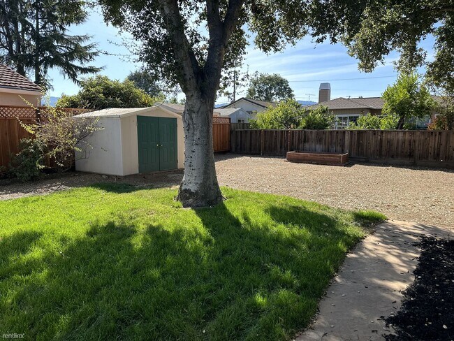 10525 John Way, Cupertino, CA 95014 photo 3