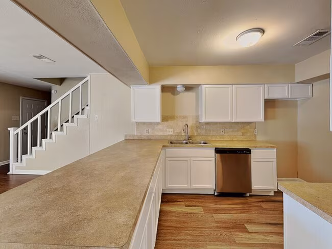 1718 Glen Alta Drive, Irving, TX 75061 photo 4