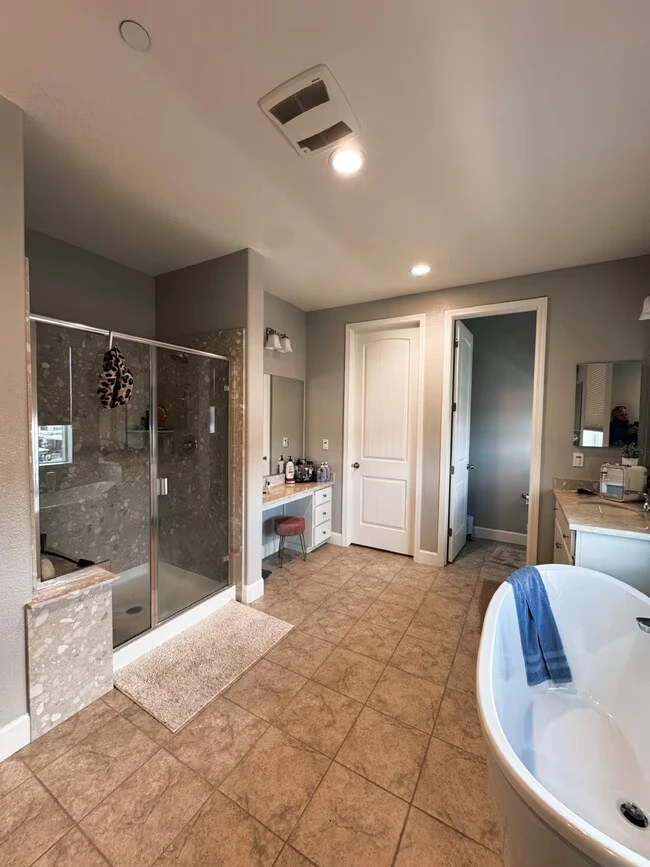 2072 Parsons Dr Fairfield, CA 94533 photo 3